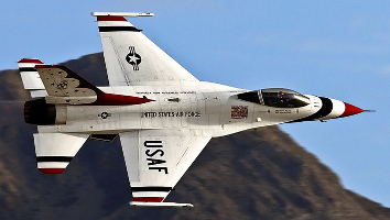 F-16 USAF Thunderbird