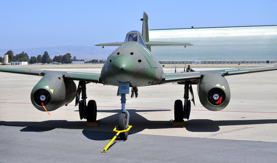 Me-262 replica