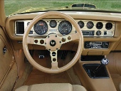 picture of Pontiac Trans-Am, 1978, gold interior, stick-shift
